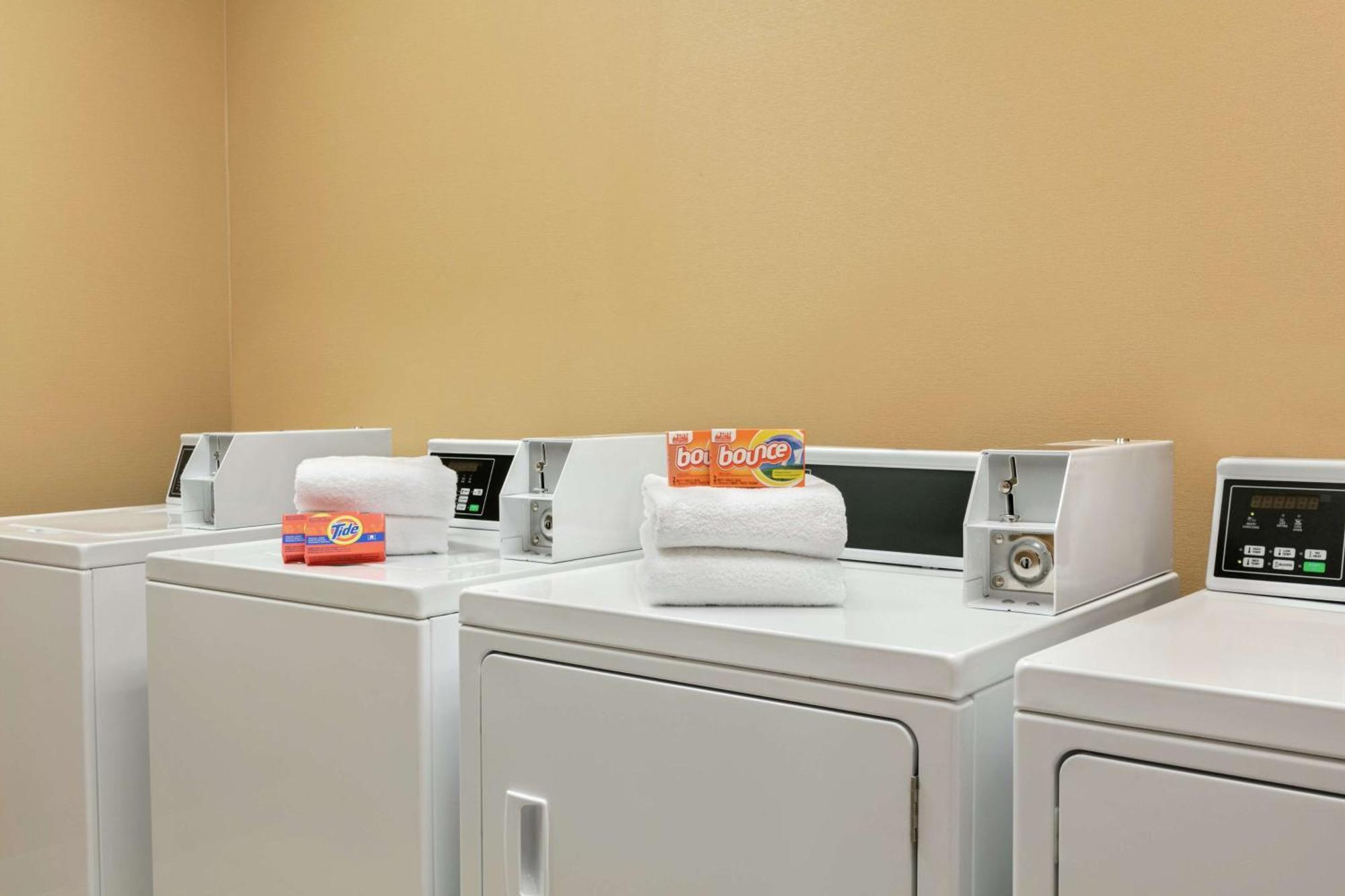 Hilton Garden Inn Fort Myers Airport/Fgcu Екстер'єр фото