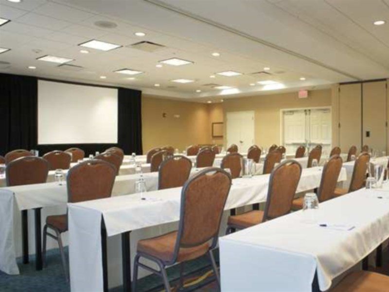 Hilton Garden Inn Fort Myers Airport/Fgcu Екстер'єр фото